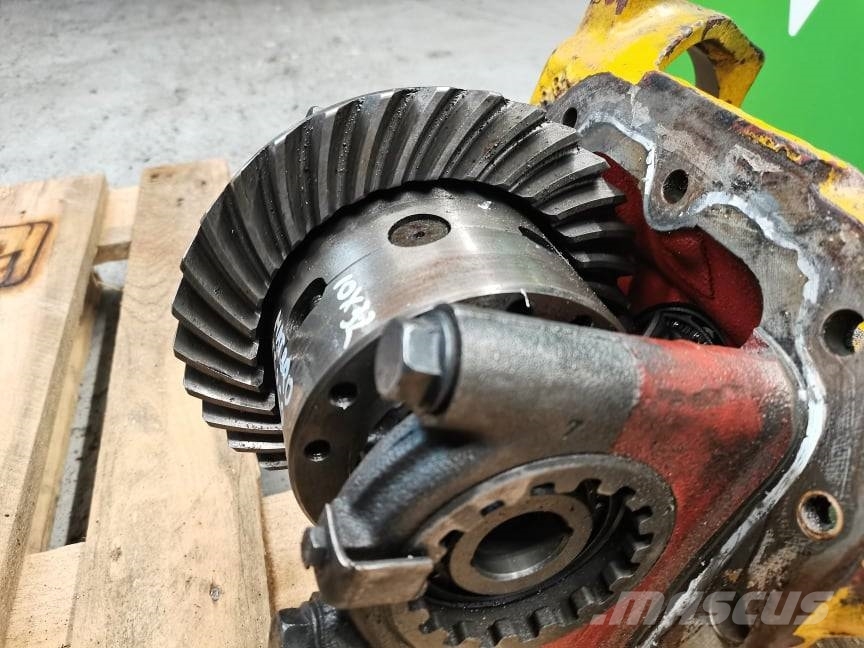 Matbro TS 260 attack 10X32 Carraro} Vaihteisto