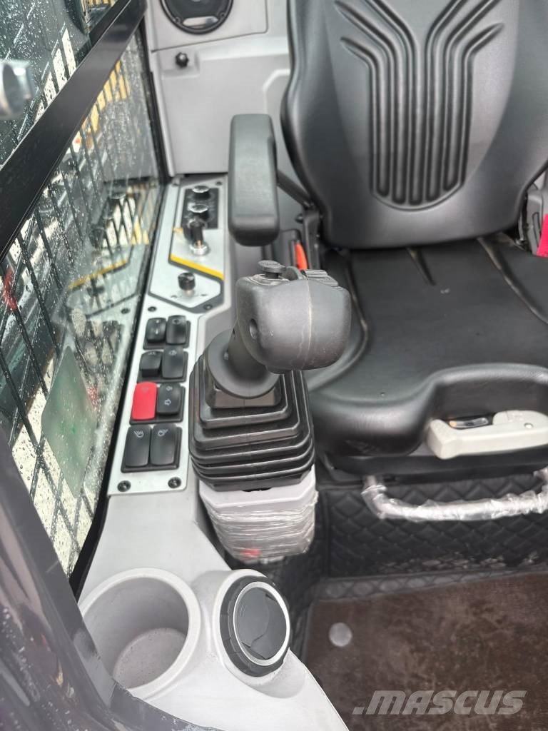 XCMG XC7-SR08 Skid steer loderler