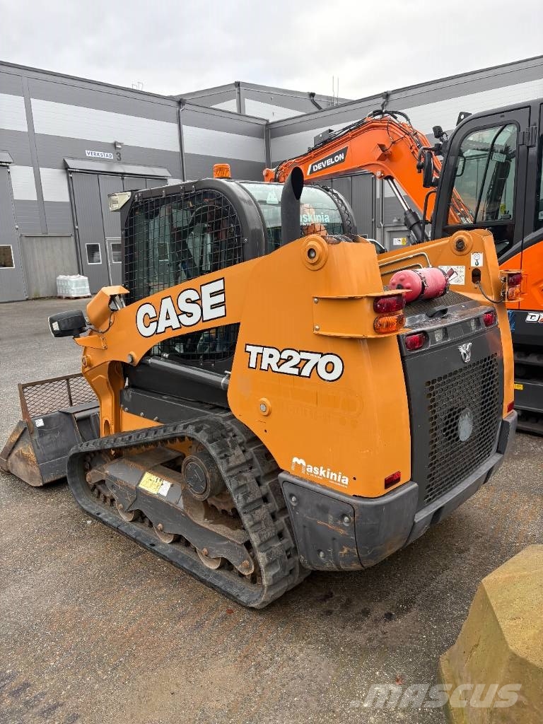 CASE TR 270 Šmykom riadené nakladače