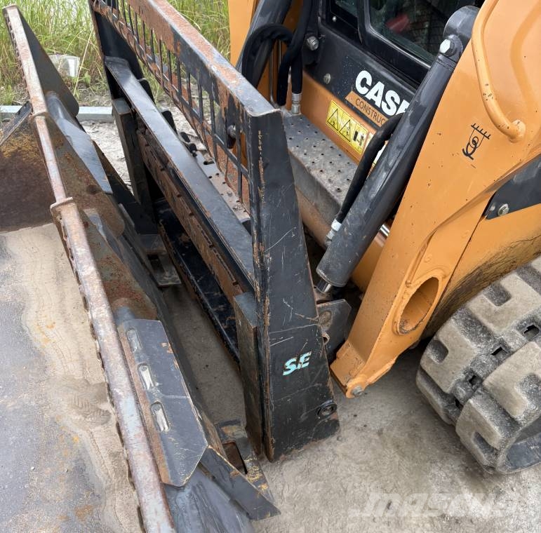 CASE TR 270 Šmykom riadené nakladače