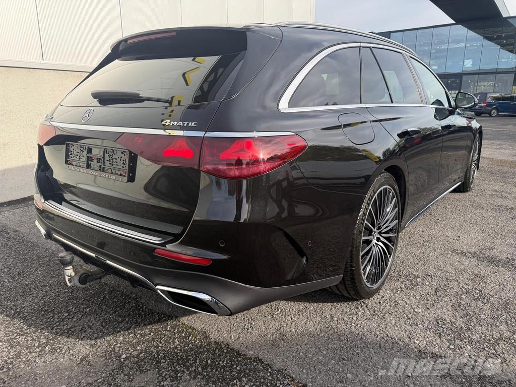 Mercedes-Benz E-Klasse E300 DE 4MATIC AMG LINE Auto