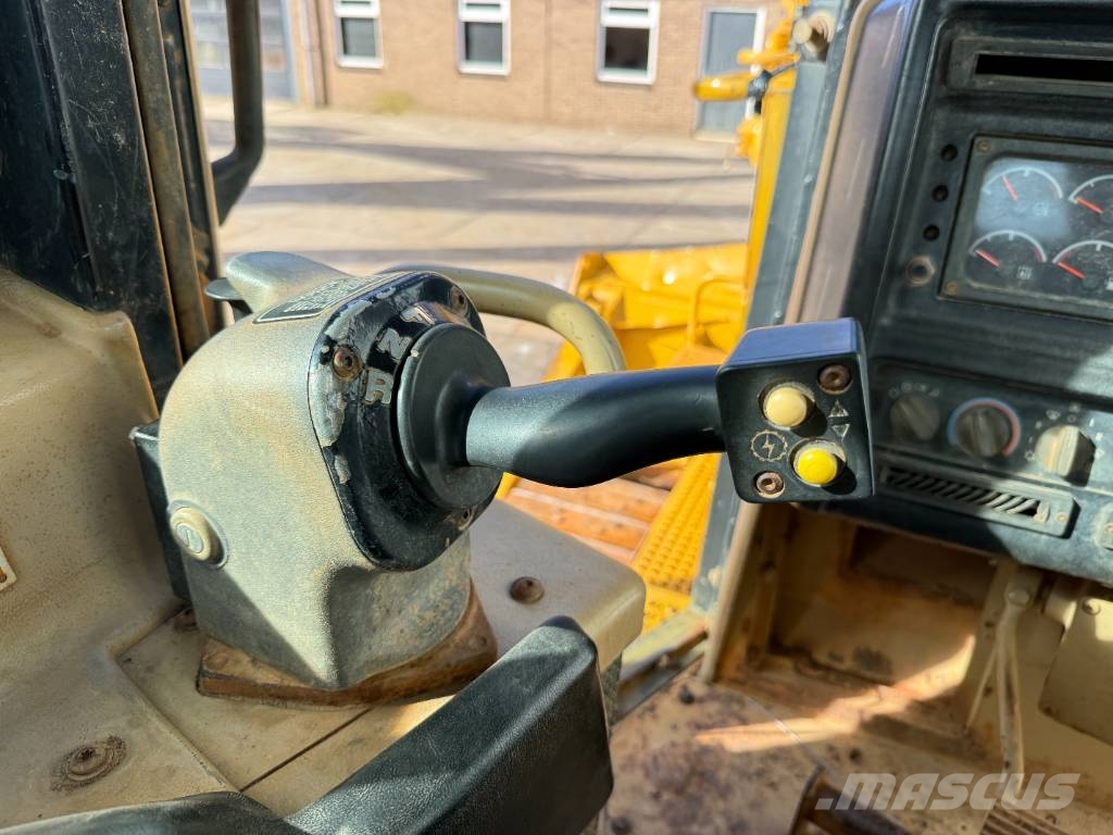 CAT D7R - 3 Tine Ripper / Airco Buldožerji goseničarji