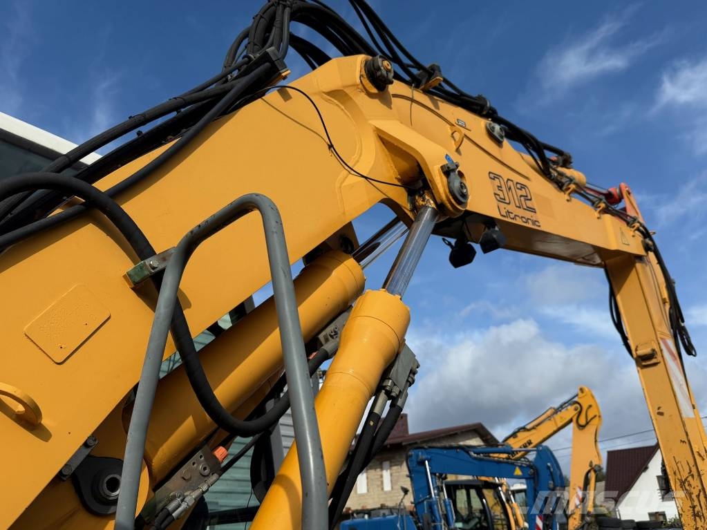 Liebherr A 312 Wielgraafmachines