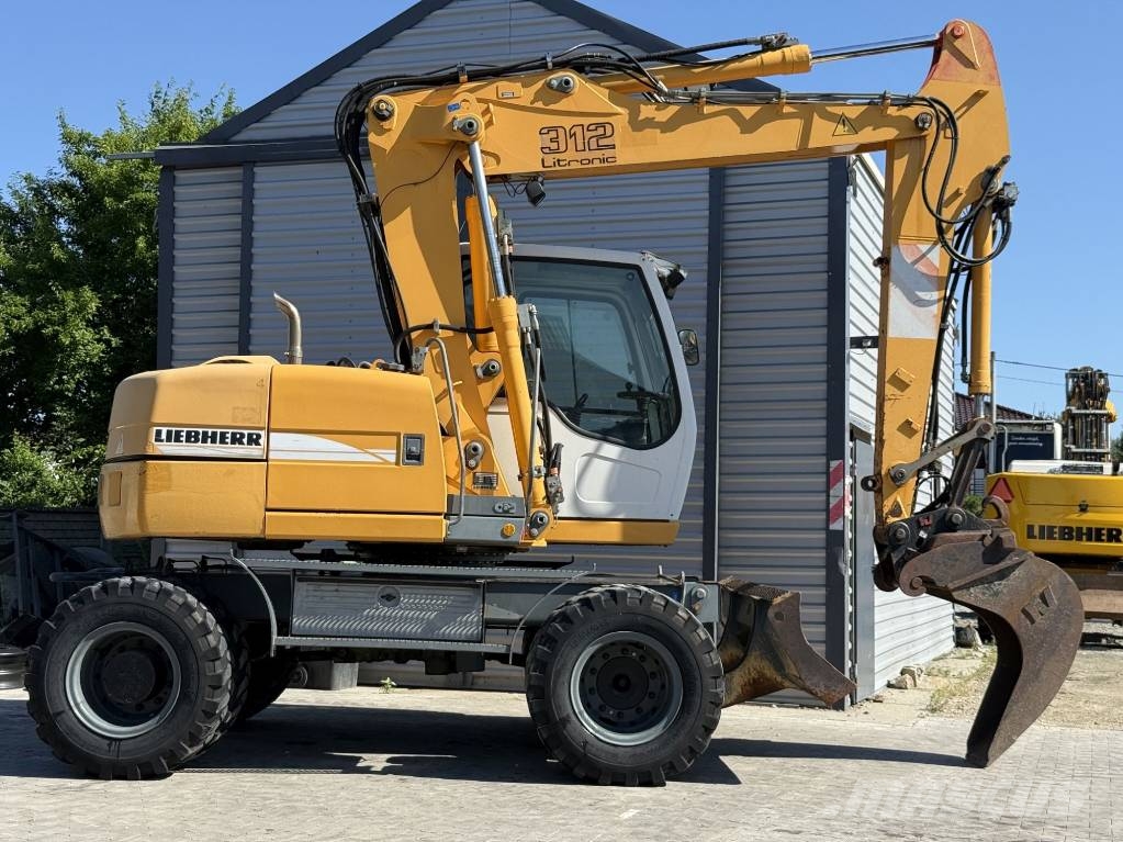 Liebherr A 312 Wielgraafmachines