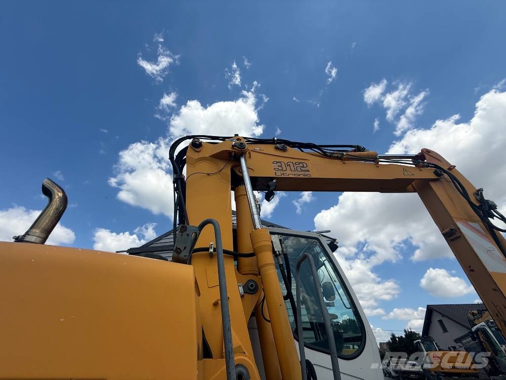 Liebherr A 312 Wielgraafmachines
