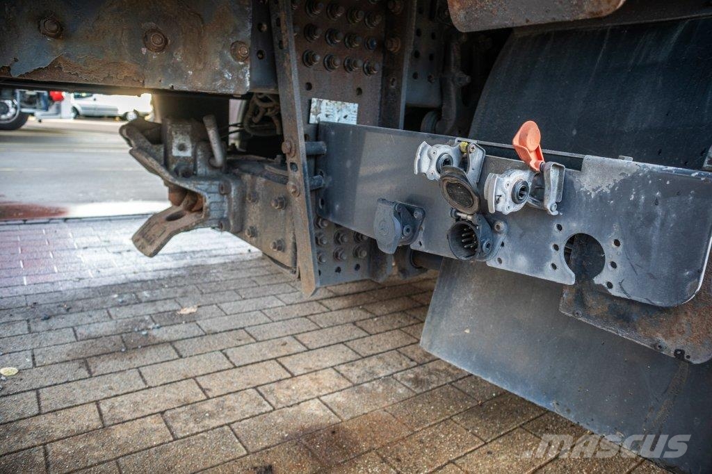 Mercedes-Benz ACTROS 2548-6x2+VOITH شاحنات بغطاء جانبي