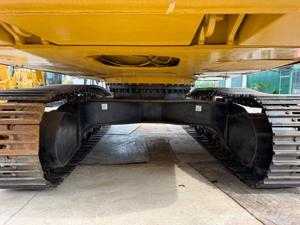 CAT 330B 대형 굴삭기 29톤 이상