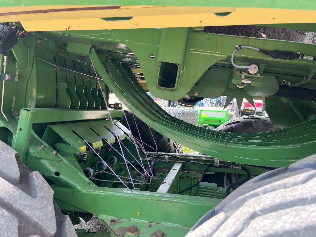 Krone 890 VFS/XC 80x90cm Kanttipaalaimet
