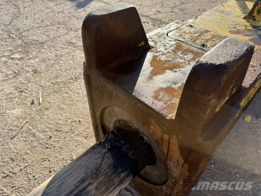 Epiroc HB4100 Hammer / Brecher