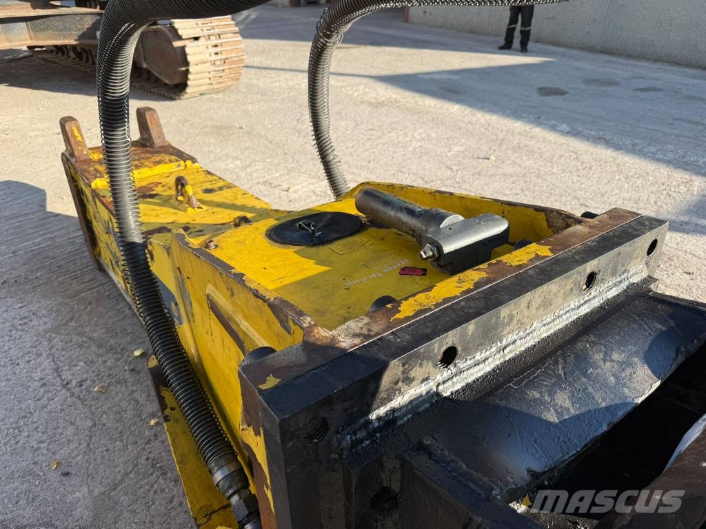 Epiroc HB4100 Hammer / Brecher