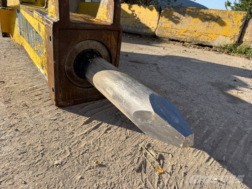 Epiroc HB4100 Hammer / Brecher