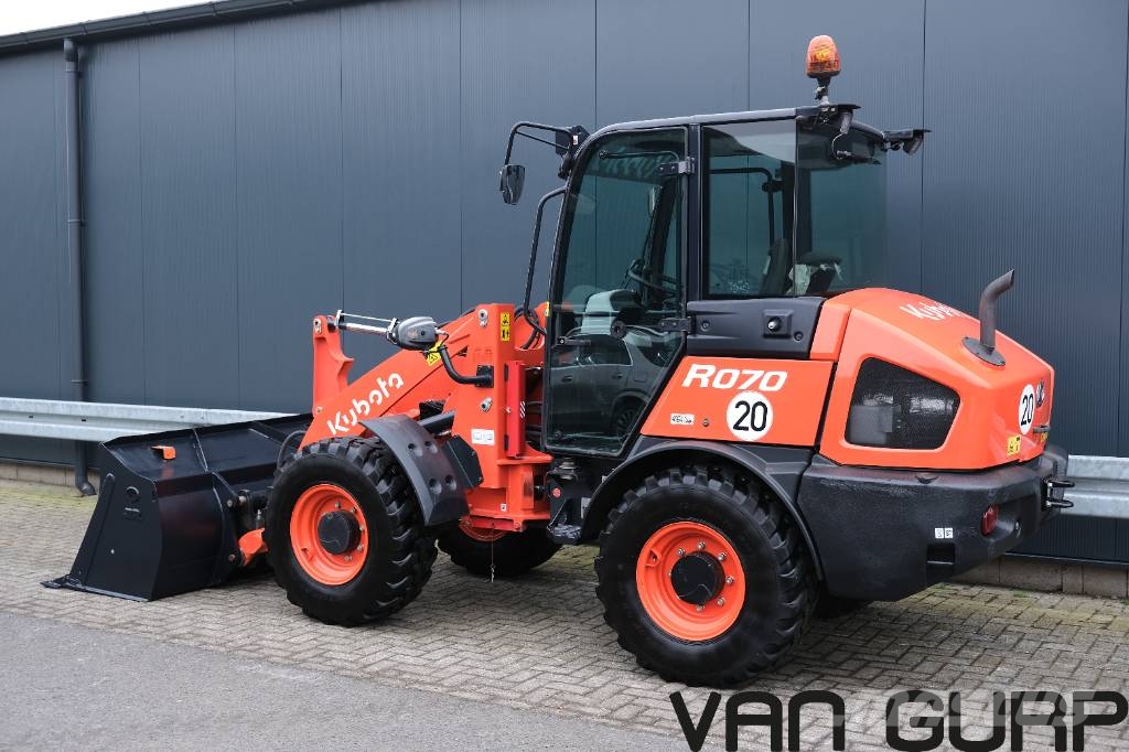 Kubota R 070 | 2023 | 740h | Klima A/C 휠로우더
