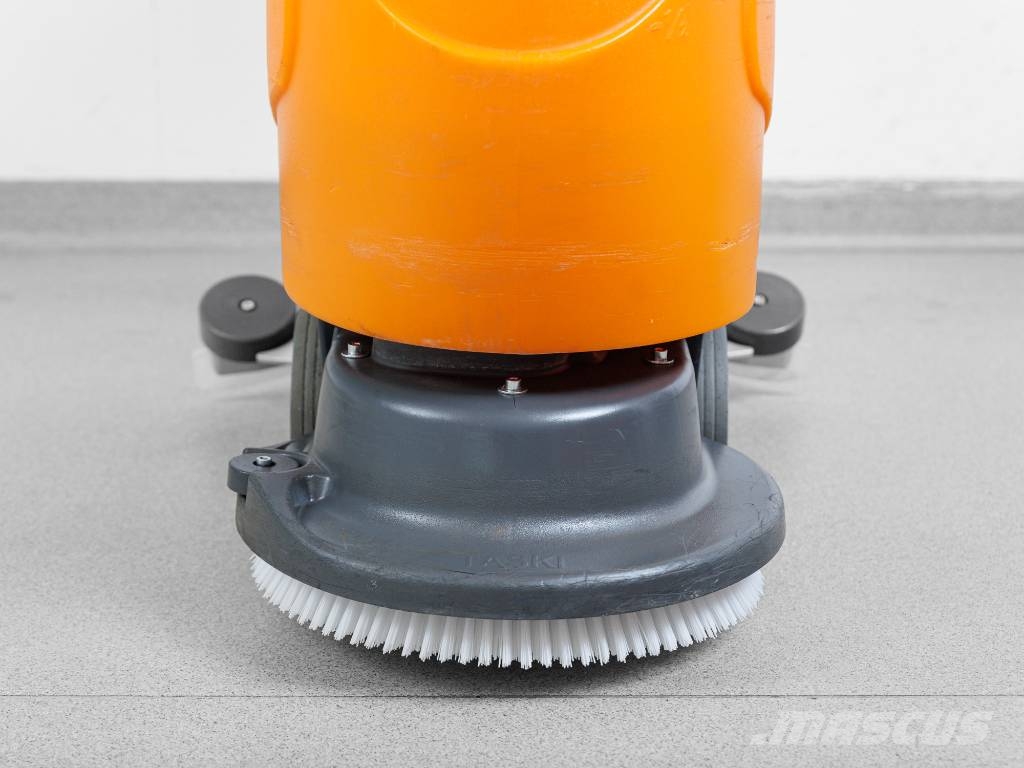 Taski Swingo 755 B - NEW BATTERIES Strojevi za čiščenje i ribanje podova