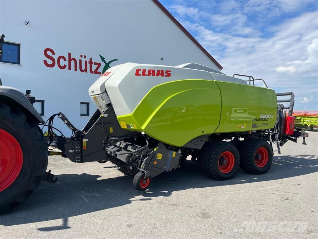 CLAAS Quadrant 5200 RC + Stapelwagen Quadro Pac V, neuwe محزمات مربعة