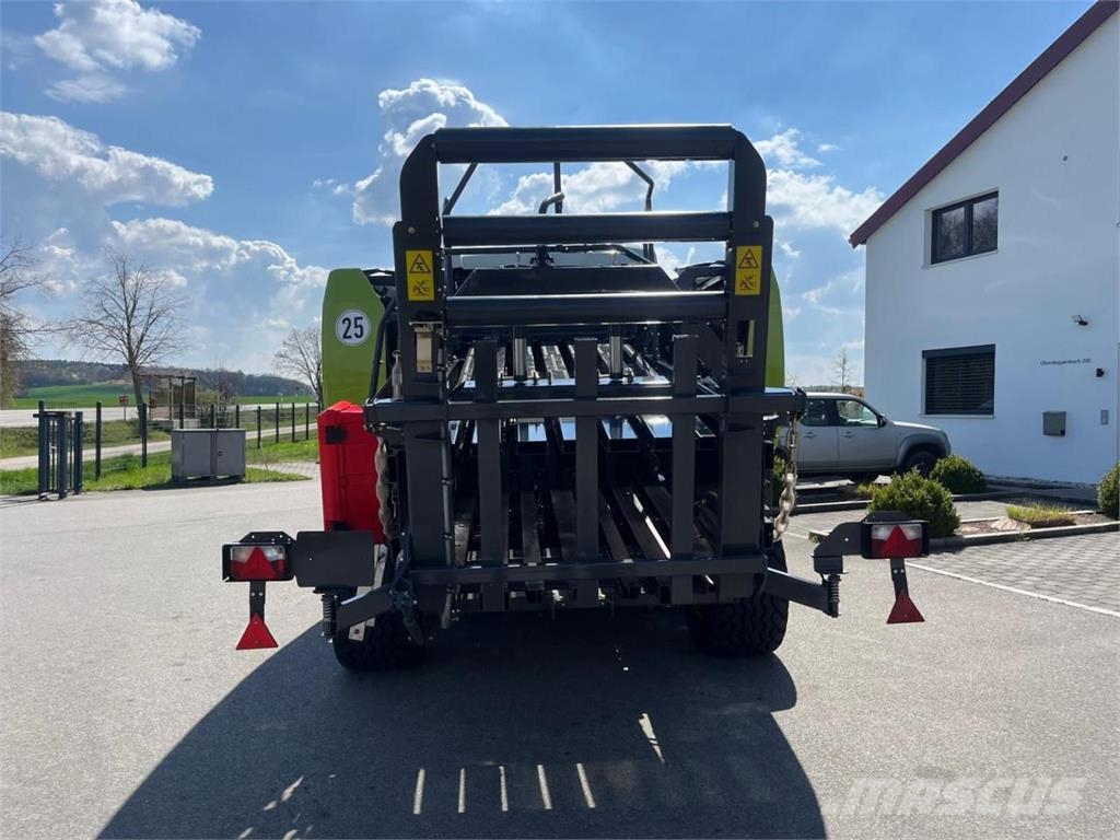 CLAAS Quadrant 5200 RC + Stapelwagen Quadro Pac V, neuwe محزمات مربعة