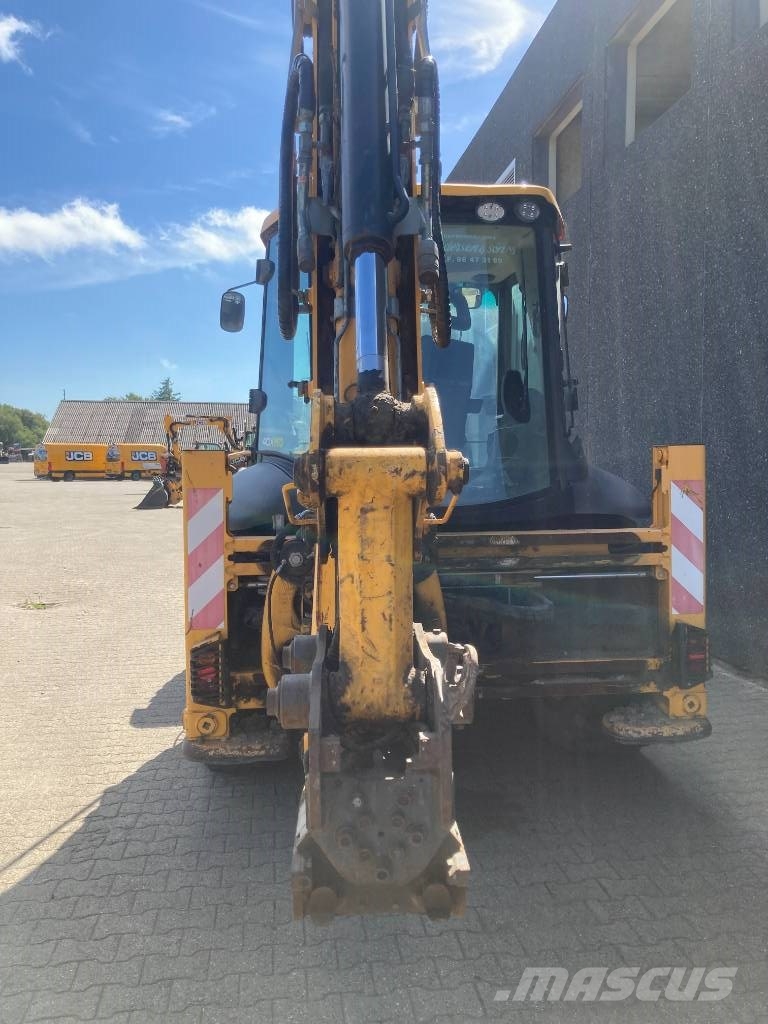 JCB 4 CX Buldoexcavatoare