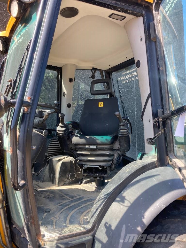 JCB 4 CX Buldoexcavatoare