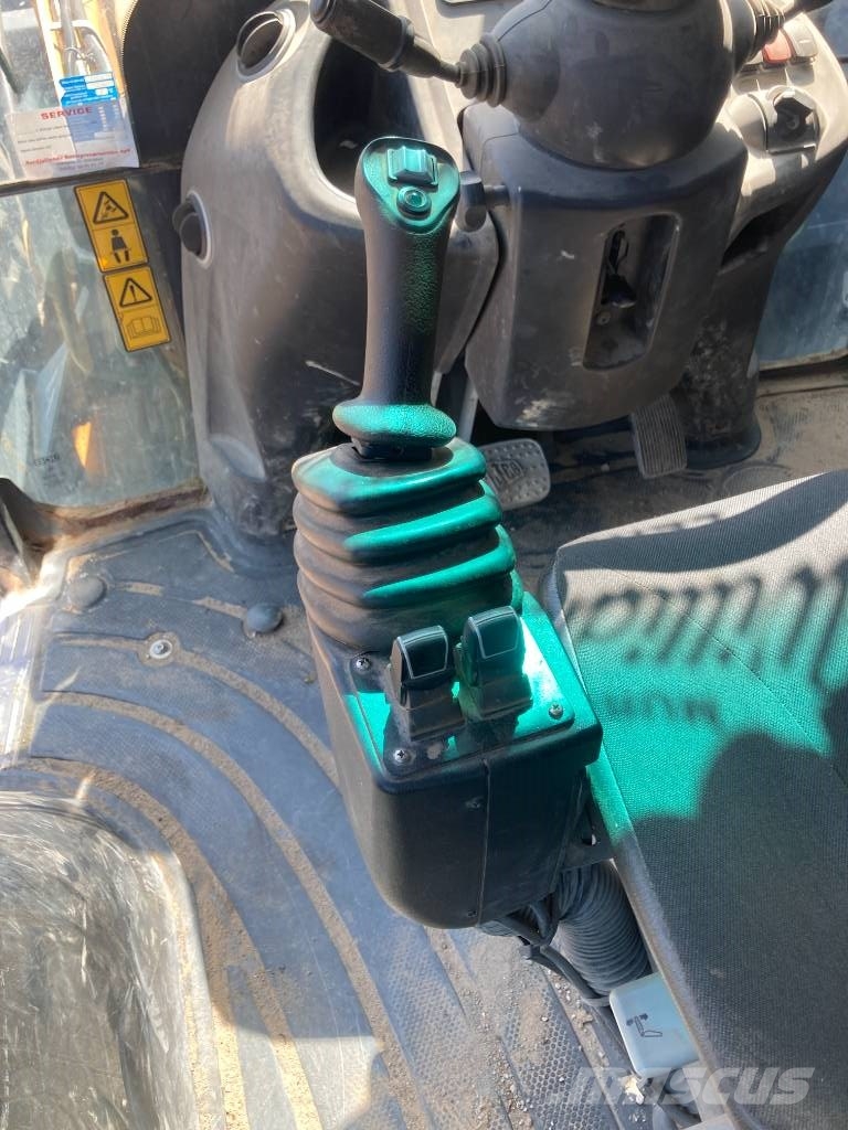 JCB 4 CX Buldoexcavatoare