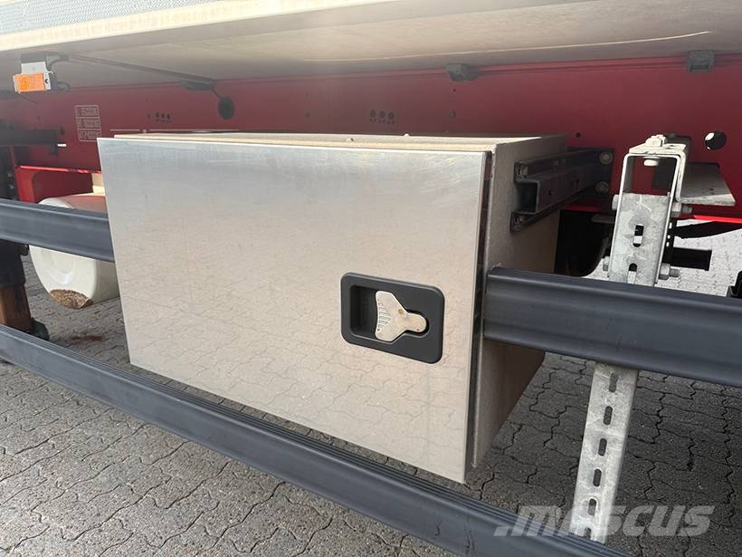 Kel-Berg Refrigerated trailer / Kühlauflieger Semi remorque frigorifique