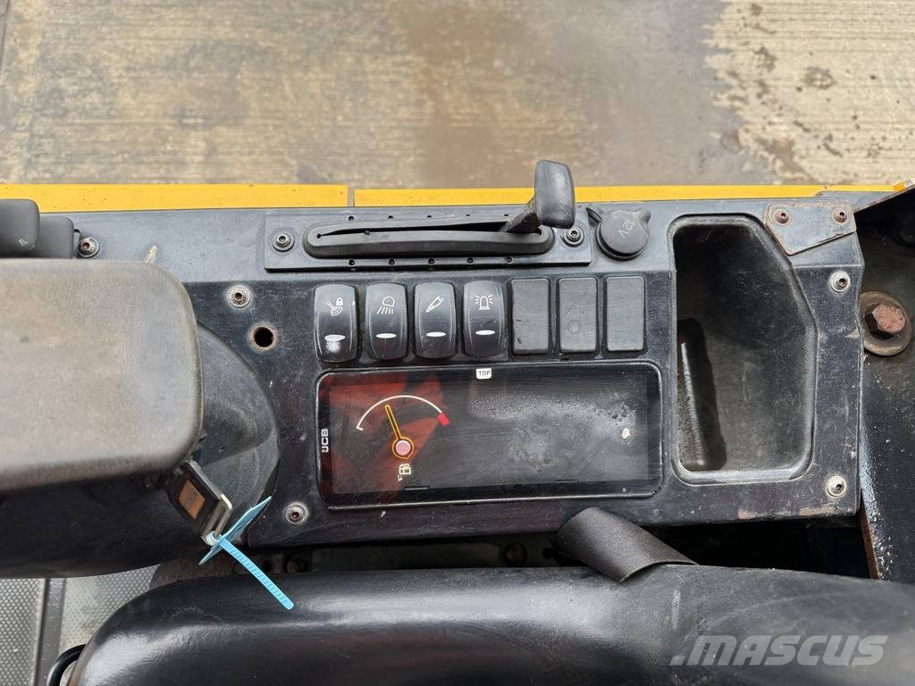 JCB 15 C-1 1.5t Mini Digger +3 Buckets +Q/H Minikaivukoneet < 7t