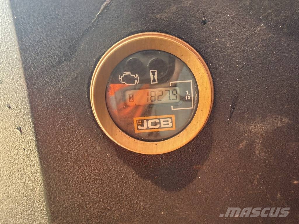 JCB 15 C-1 1.5t Mini Digger +3 Buckets +Q/H Minikaivukoneet < 7t
