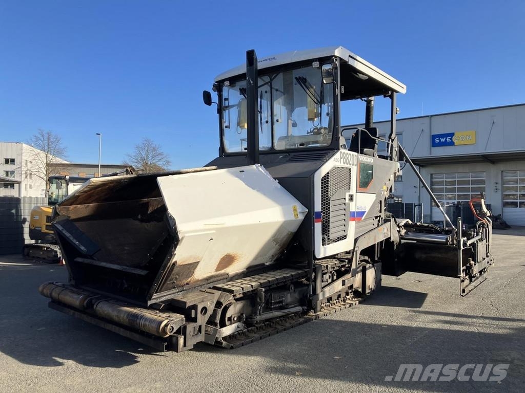 Volvo P 8820 D Andere