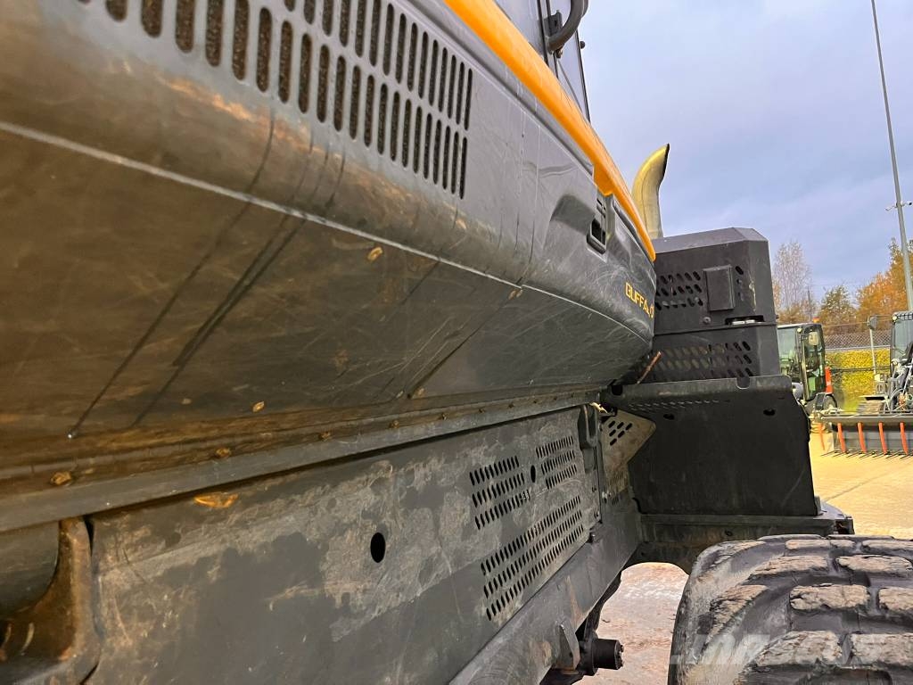 Ponsse Buffalo 8W Forwarder