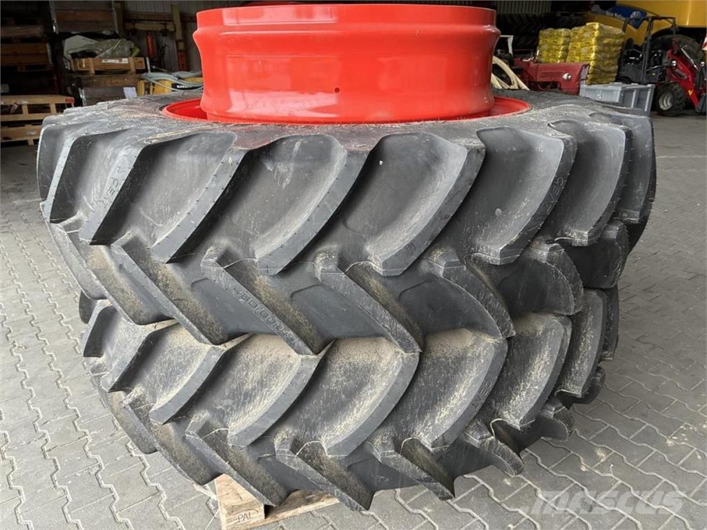Grasdorf 480/80 R46 2 Stück ماكينات زراعية - غير ذلك