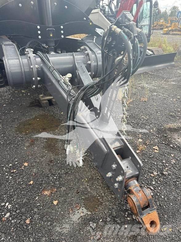 Bauer BUILT MFG SD36 Midjestyrd dumper