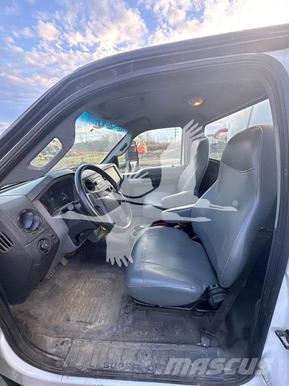 F & R F750 Metsaveopoolhaagised