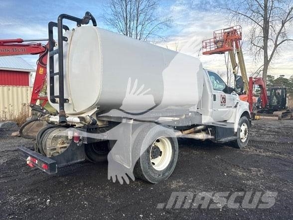 F & R F750 Metsaveopoolhaagised