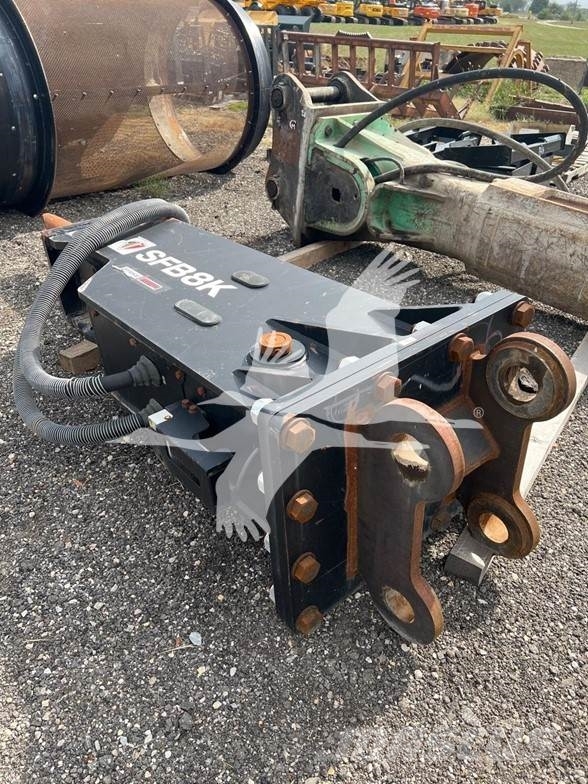 J&R CX300 Schaufeln