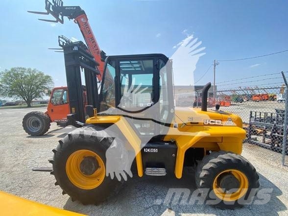 JCB 940 Terenski viličar