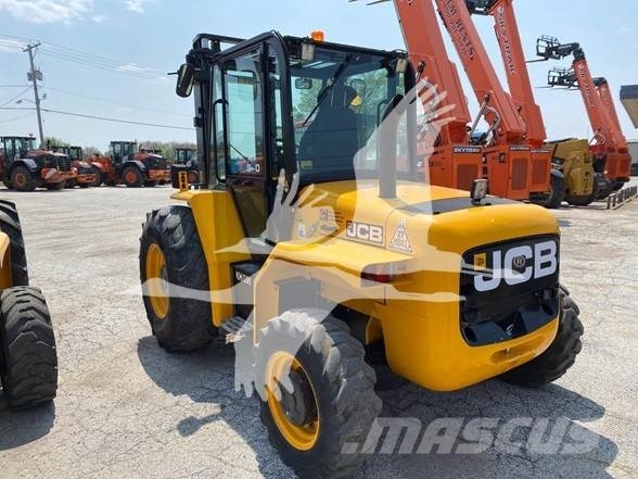 JCB 940 Terenski viličar