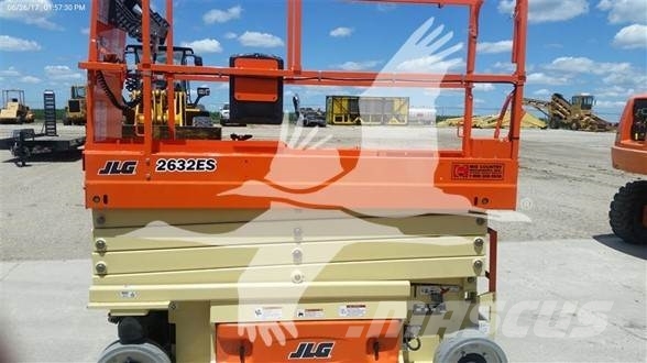 JLG 2632ES 剪叉式升降机