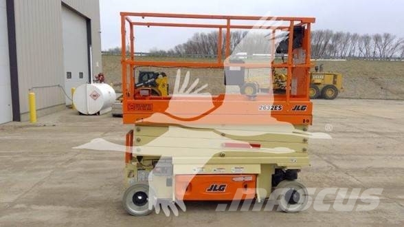 JLG 2632ES 剪叉式升降机