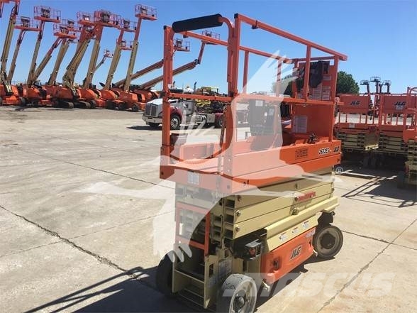 JLG 2632ES Žirkliniai keltuvai
