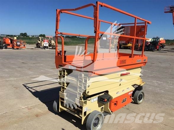 JLG 2646ES Nůžková zvedací plošina