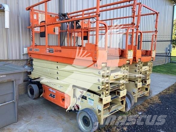 JLG 3246ES 剪叉式升降机