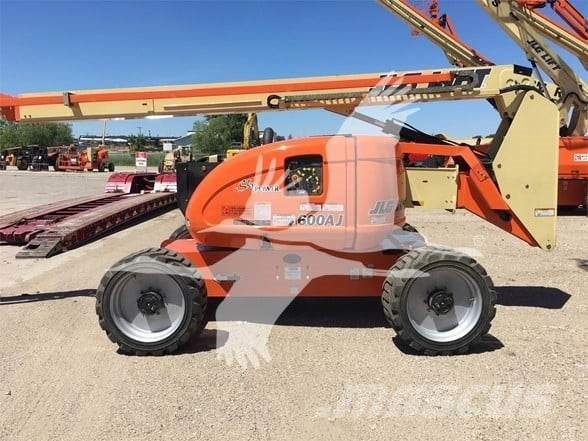 JLG 600AJ 관절형 전동이동 리프트