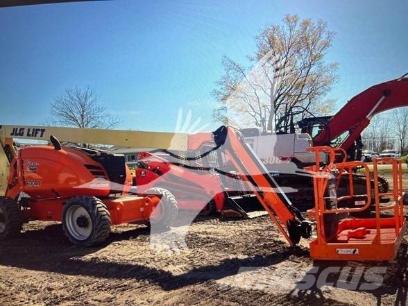 JLG 600AJ 관절형 전동이동 리프트