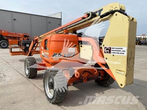 JLG 600AJ Zglobne podizne platforme