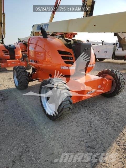 JLG 600AJ 관절형 전동이동 리프트