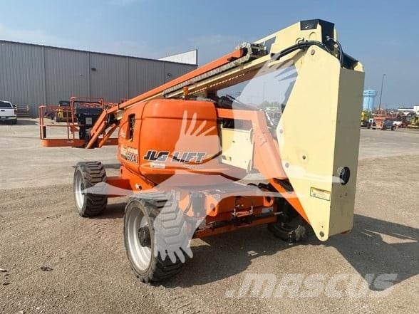 JLG 600AJ 관절형 전동이동 리프트