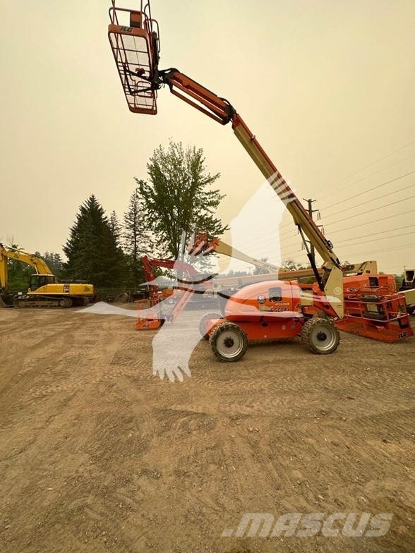 JLG 600AJ Plataforma de trabajo articulada