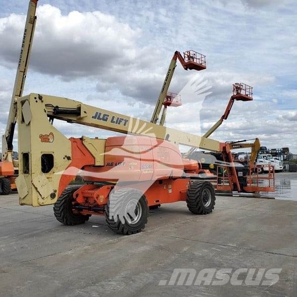 JLG 800AJ Articulated boom lifts