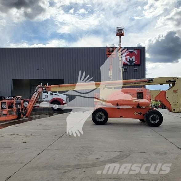 JLG 800AJ Articulated boom lifts