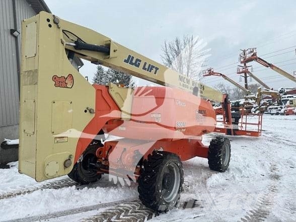 JLG 800AJ Kuukulkijat