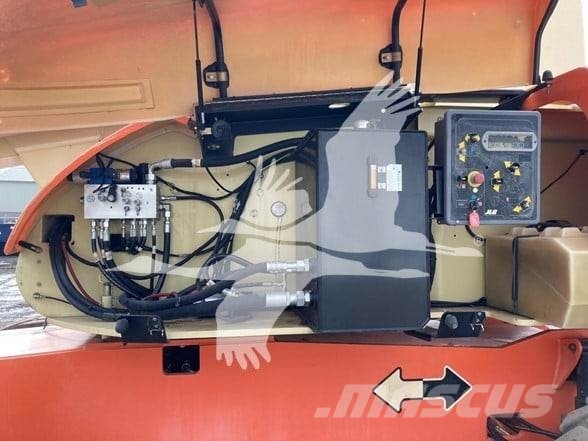 JLG 800S Teleskooppipuominostimet