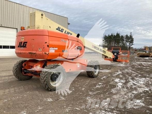 JLG 800S Teleskooppipuominostimet